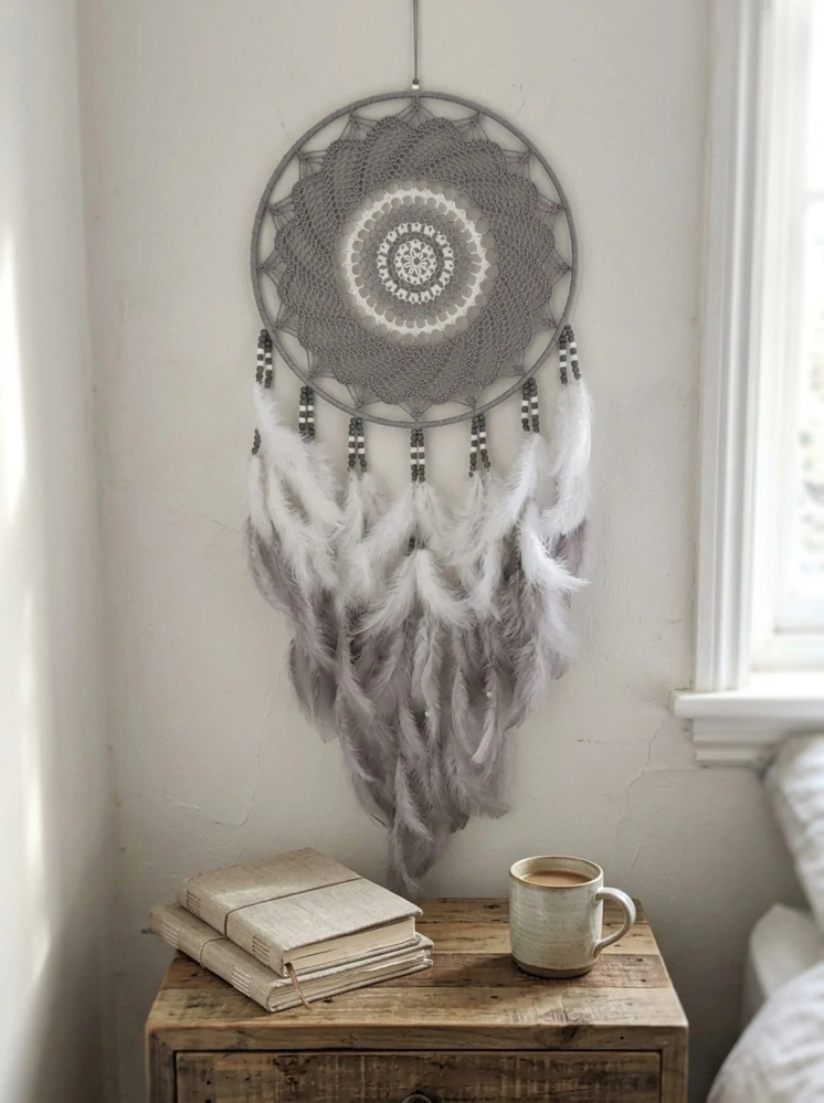 Lapač zlých snů Šedý ochránce 35 x 95 cm č.1