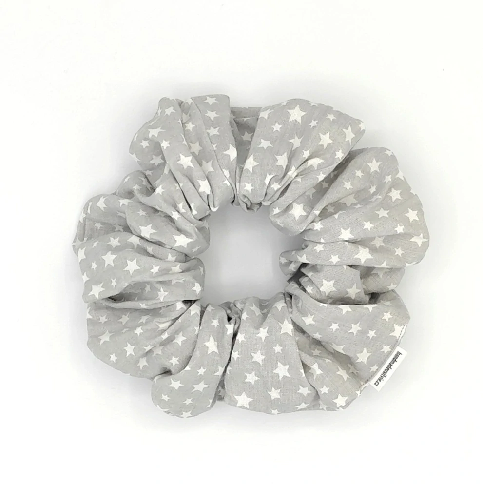 Bavlněná Scrunchie gumička bílé hvězdy XXL