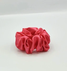 Saténová Scrunchie gumička růžová tmavá L 