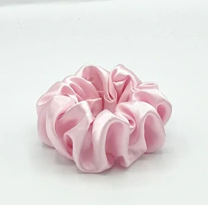 Saténová Scrunchie gumička růžová světlá L 