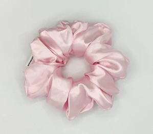 Saténová Scrunchie gumička růžová světlá XXL