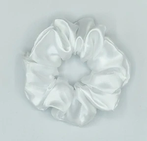 Saténová Scrunchie gumička bílá L - klasik