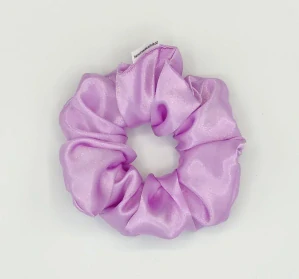 Saténová Scrunchie gumička sv. fialová L - klasik