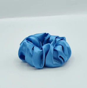 Saténová Scrunchie gumička tyrkysová L 