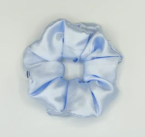 Saténová Scrunchie gumička sv. modrá XL