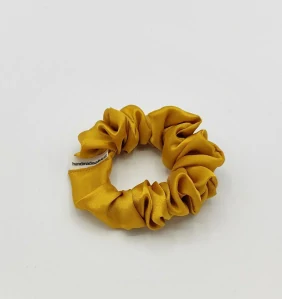 Saténová Scrunchie gumička zlatá S