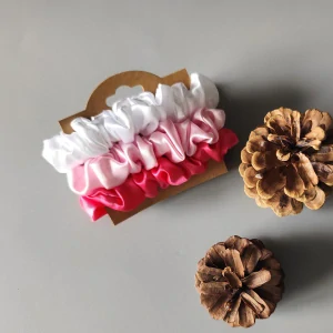 Dárkové Scrunchies gumičky S na kartě - II.