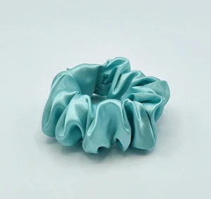 Saténová Scrunchie gumička mentol L 