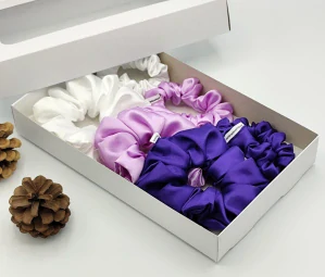 Dárková sada gumiček ve fialové - 6 scrunchies