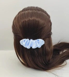 Spona do vlasů Scrunchie světle modrá