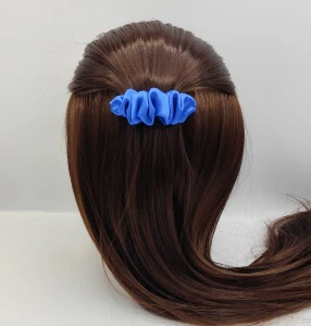 Spona do vlasů scrunchie kobaltově modrá 8 cm