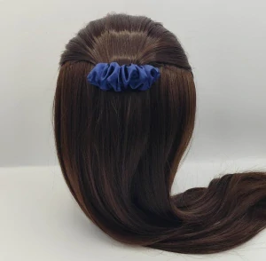 Spona do vlasů scrunchie temně modrá 8 cm