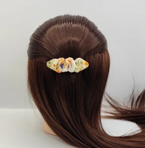 Spona do vlasů scrunchie béžová 8 cm