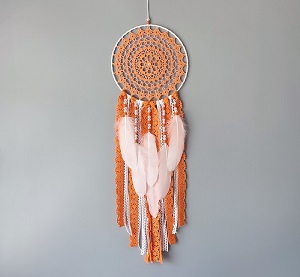 Lapač zlých snů - Oranžová holubice 20 x 65 cm