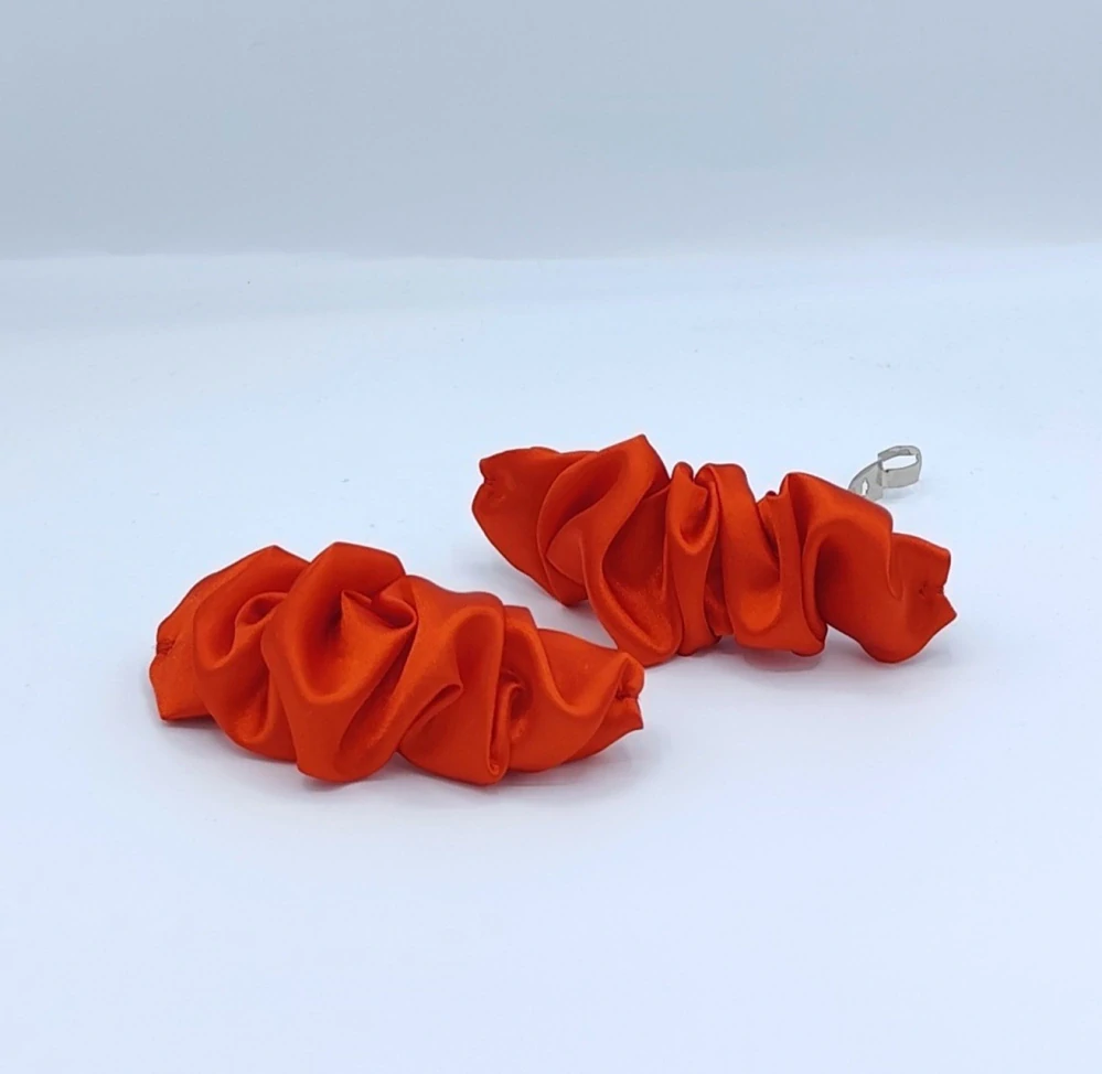 Spona do vlasů Scrunchie červená