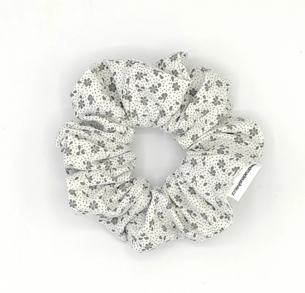 Bavlněná Scrunchie gumička kvítky L - klasik