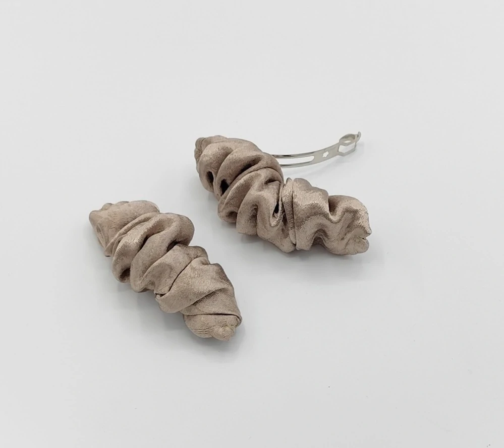 Spona do vlasů Scrunchie béžová Dion