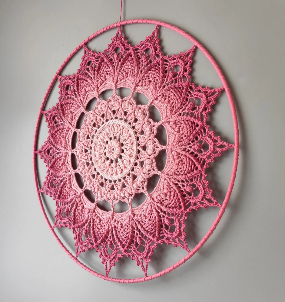 Mandala Růžová hvězda - průměr 45 cm