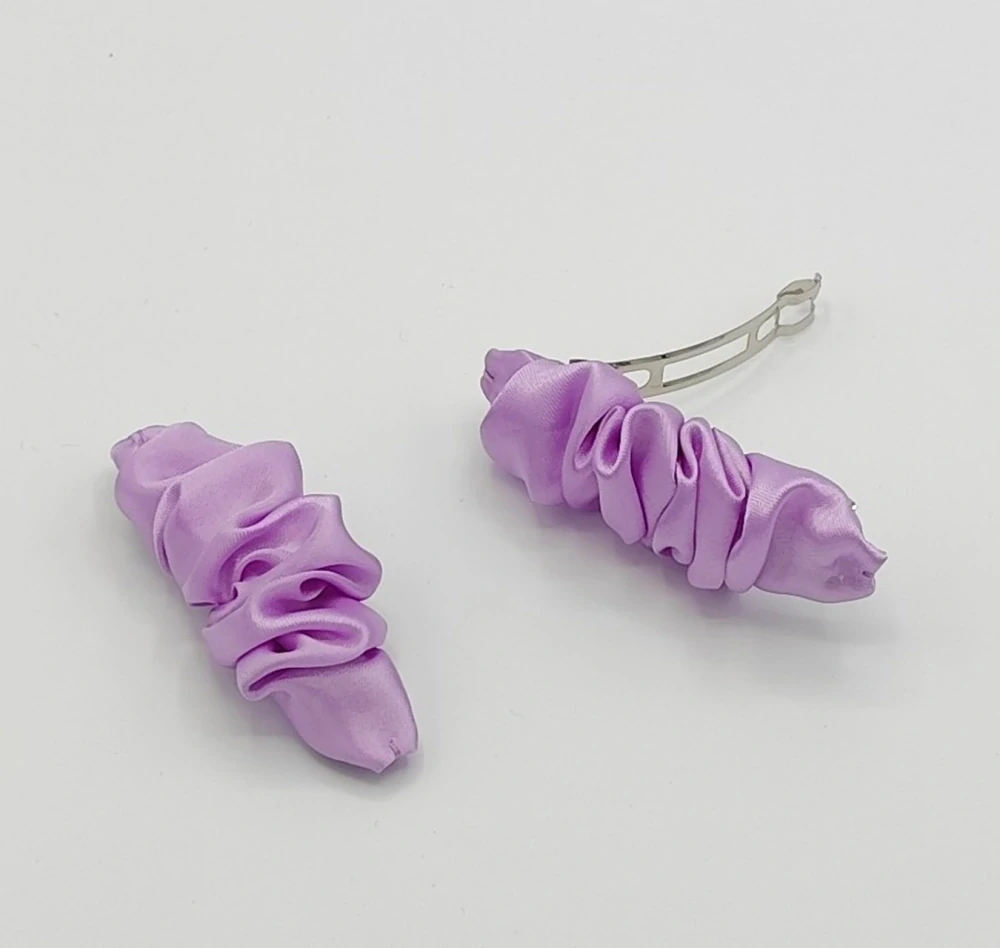 Spona do vlasů scrunchie světle fialová 8 cm