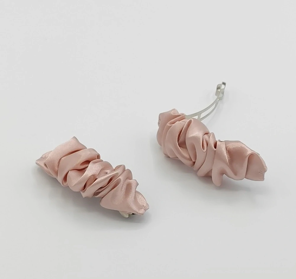 Spona do vlasů scrunchie pudrová 8 cm