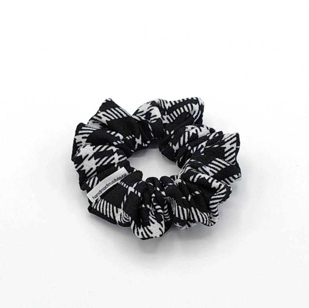 Scrunchie gumička černo bílá S