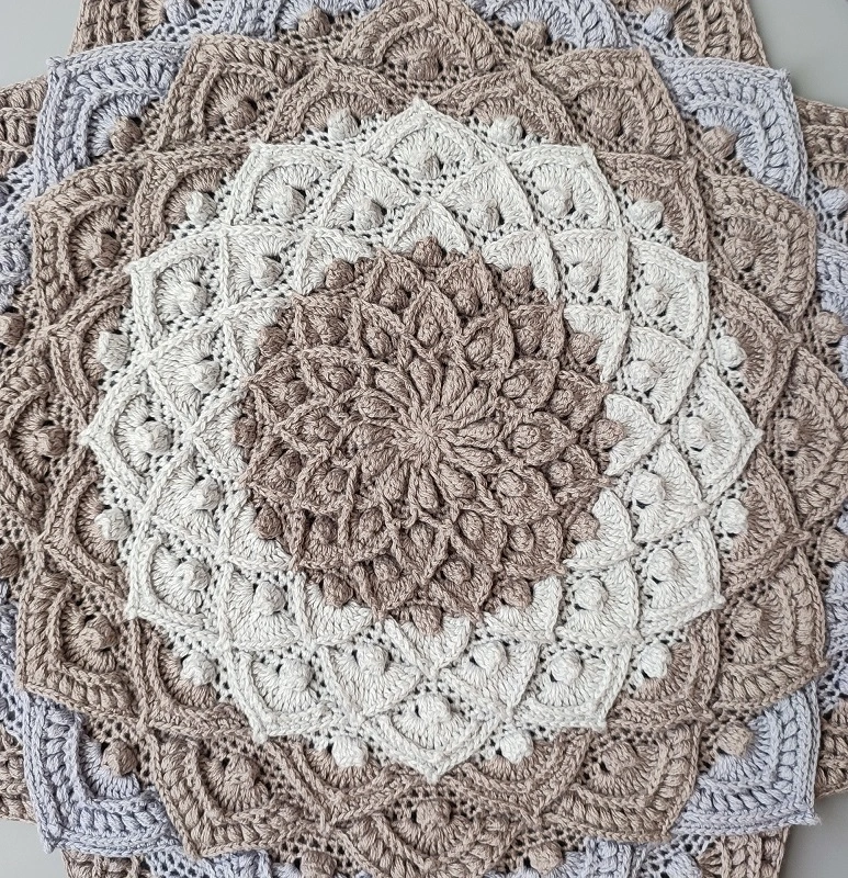 Háčkovaná Mandala - Lotosový květ 45 cm č.4