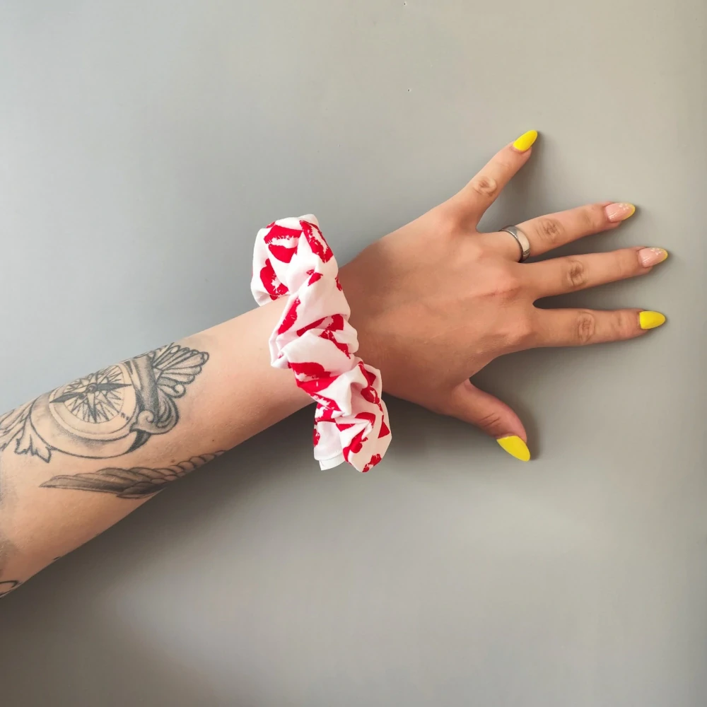 Bavlněná Scrunchie gumička pusinky L - klasik