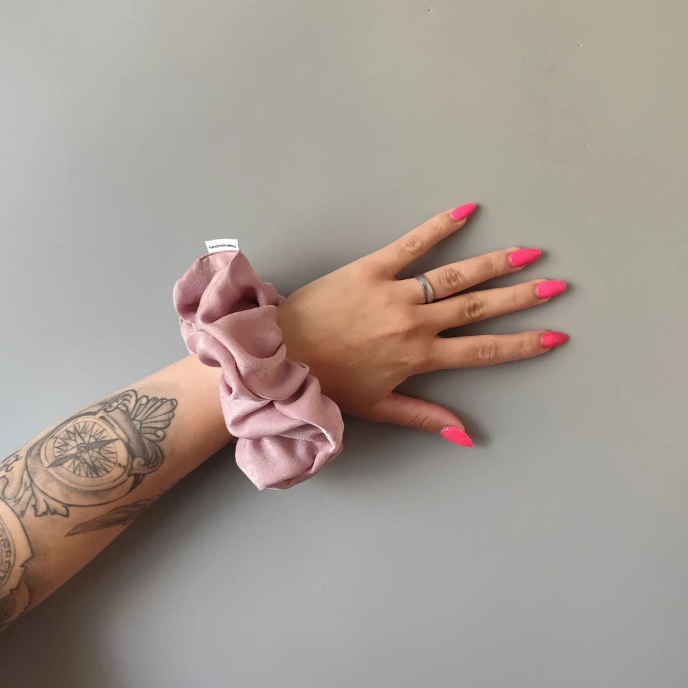 Scrunchie gumička starorůžová XXL