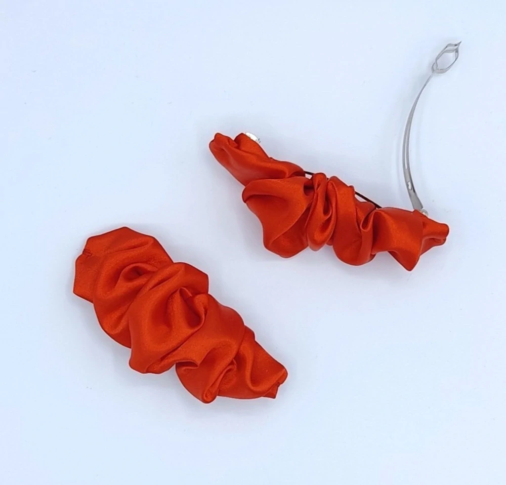 Spona do vlasů Scrunchie červená