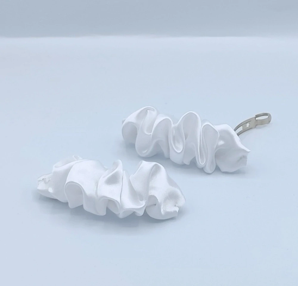Spona do vlasů Scrunchie bílá
