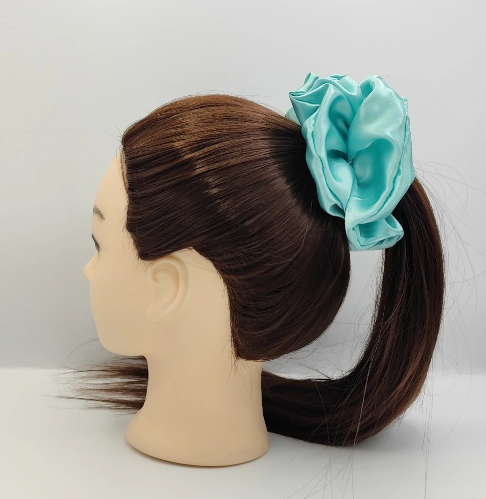 Saténová Scrunchie gumička mentol XL