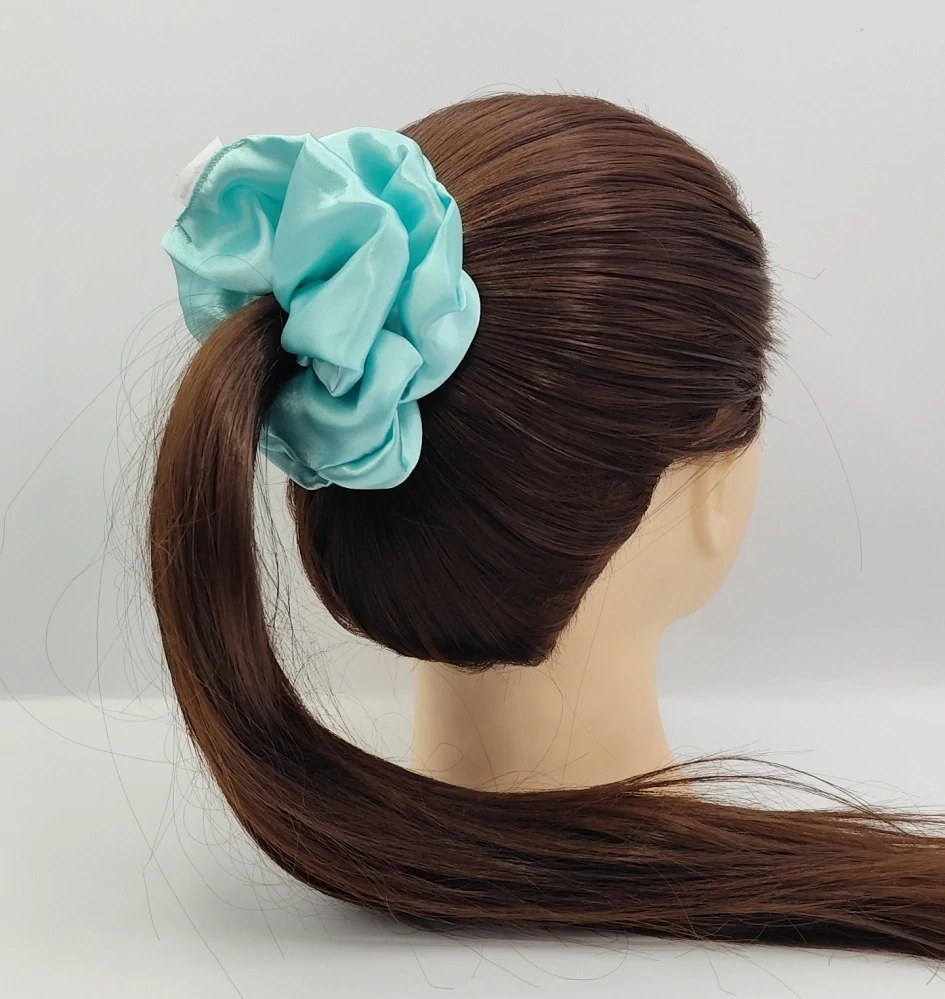 Saténová Scrunchie gumička mentol XXL