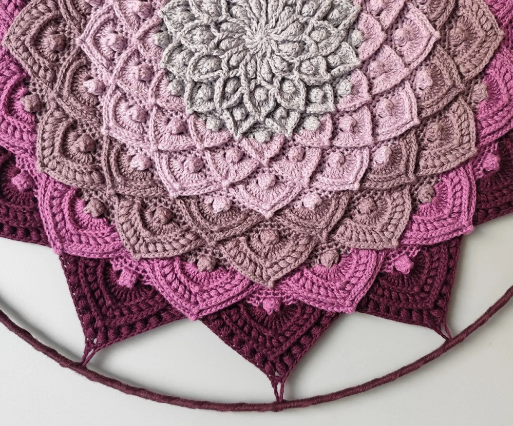 Háčkovaná Mandala - Lotosový květ 45 cm č.1