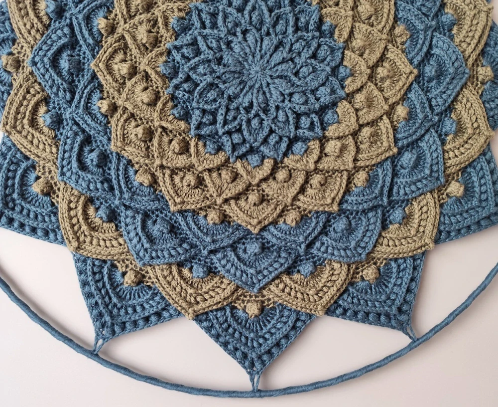Háčkovaná Mandala - Lotosový květ 45 cm č.8