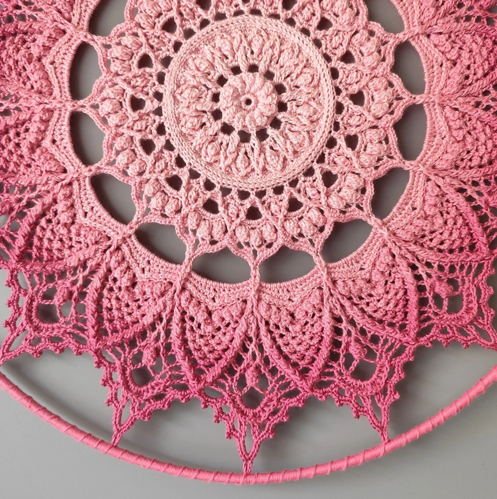 Mandala Růžová hvězda - průměr 45 cm