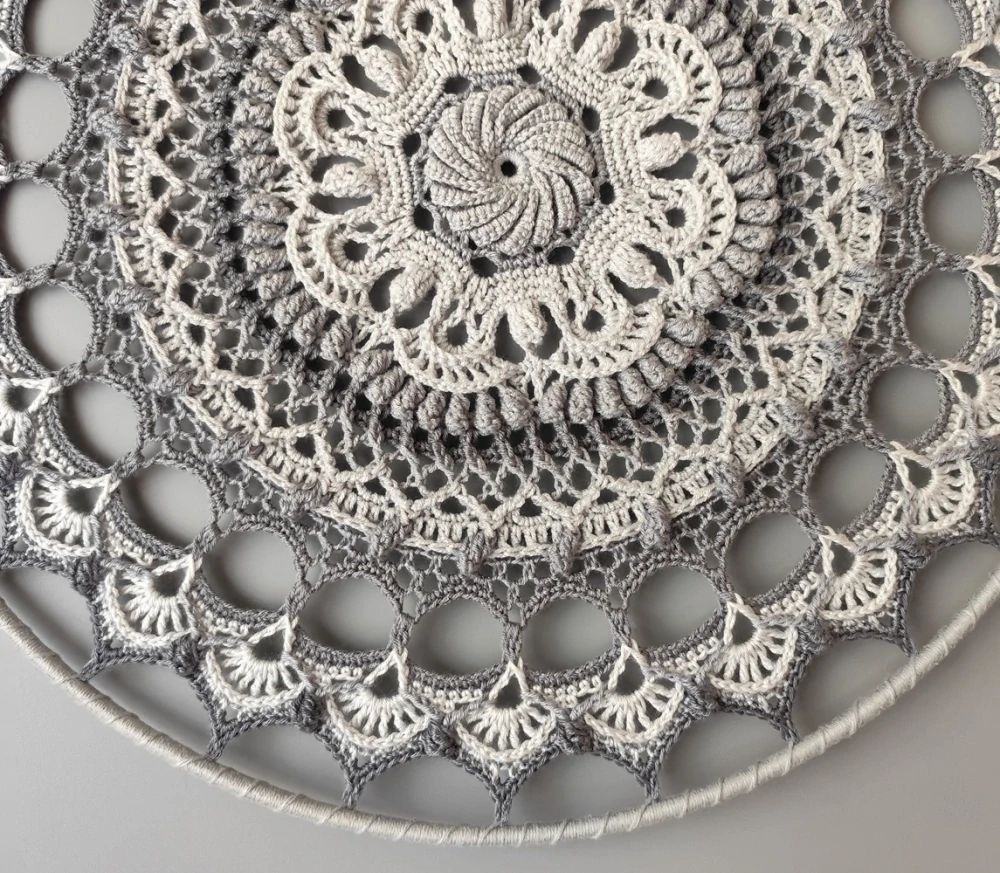 Mandala Šedá - průměr 40 cm