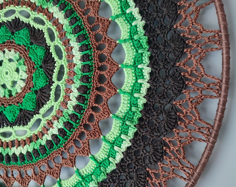 Háčkovaná Mandala - Hnědá 50 cm