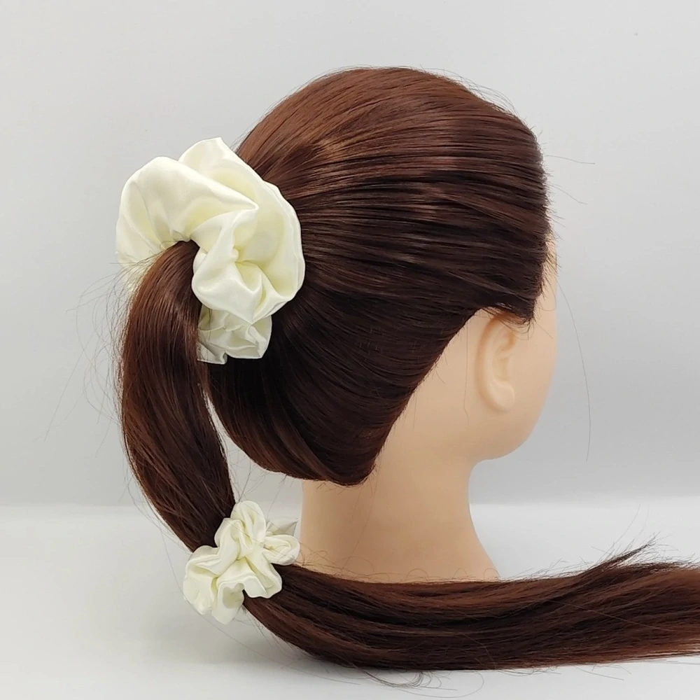 Saténová Scrunchie gumička smetanová S