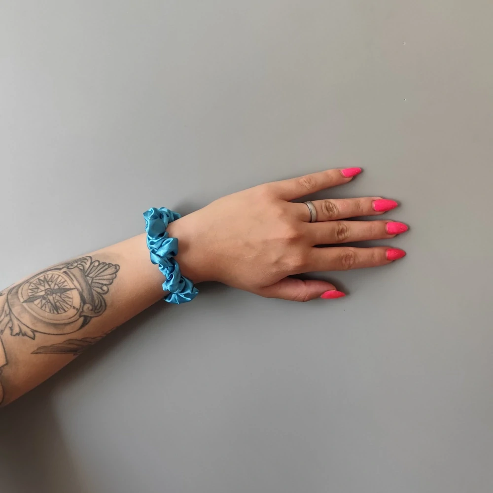 Dárkové Scrunchies gumičky S na kartě - I.