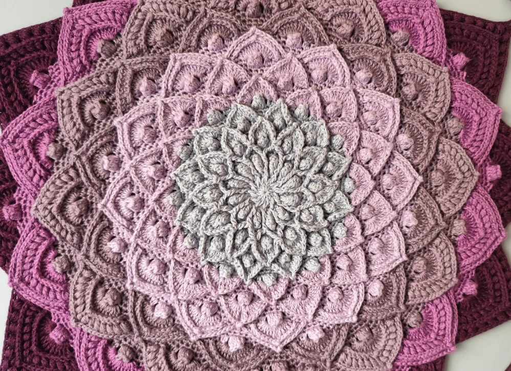 Háčkovaná Mandala - Lotosový květ 45 cm č.1