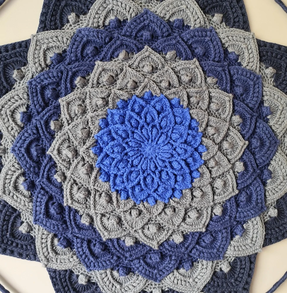 Háčkovaná Mandala - Lotosový květ 45 cm č.8