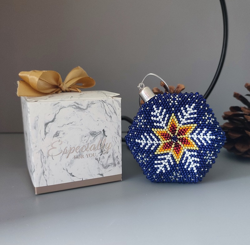 Šestiúhelník z korálků - modrý - průměr 8 cm