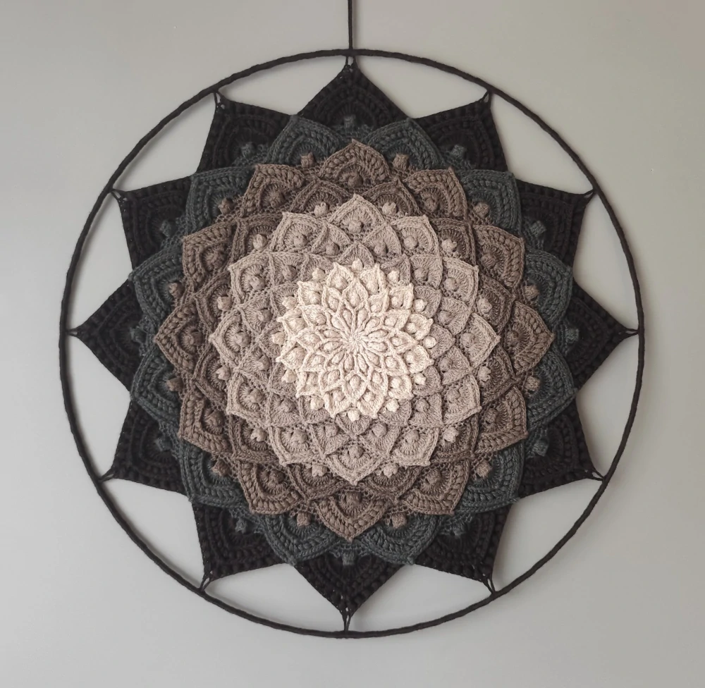 Háčkovaná Mandala - Lotosový květ 45 cm č.5